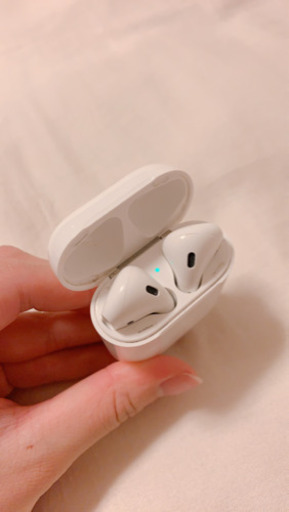 エアーポッズ　AirPods イヤホン　Apple