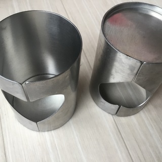 ランチョンマット・ステンレス製ナフキン立て