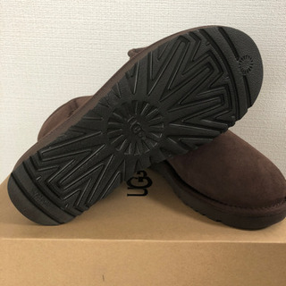 【新品・未使用】uggムートンブーツ24cm　秋冬人気カラー