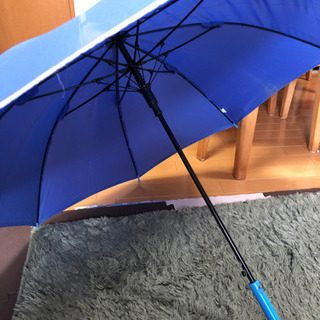 傘。小学生用。一つ取れてしまいました。0円です。