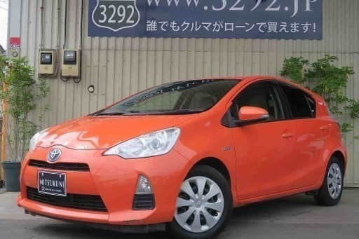 トヨタの大人気のアクア かわいい 低燃費 オトロン練馬店 練馬のアクアの中古車 ジモティー