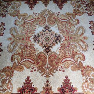 ■レアで美品■　高級絨毯　定価40万円　6帖サイズ　