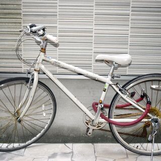 ★女性向け 白い自転車 クロスバイク ◆ 27インチ 700×2...