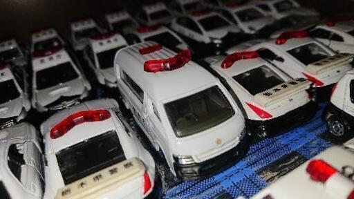 トミカレア物 パトカー 早い者勝ち です Japanカスタム 古国府のおもちゃの中古あげます 譲ります ジモティーで不用品の処分