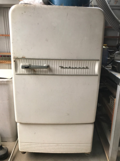 昭和レトロ ナショナル 冷蔵庫 リペアに　現状電源入ります。