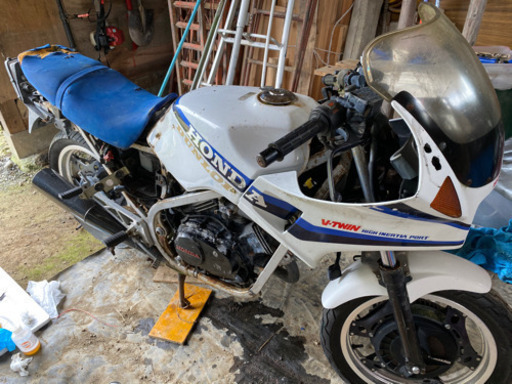 ホンダ VT250F MC08