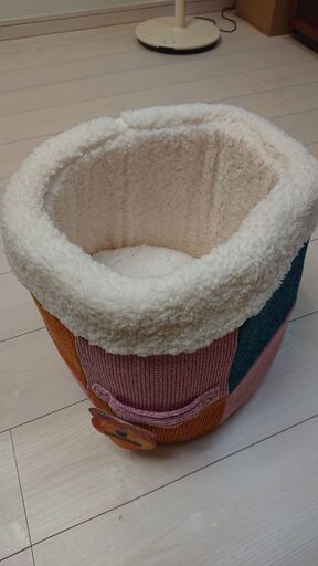 新品・未使用　ニット製　ペット用ベット