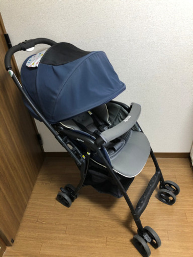 アップリカ　カルーンエアー　レインカバー付
