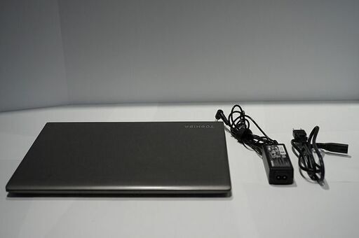 東芝 PR63UEAAD37JD81 CoreI5(6200U)-2.3GHZ メモリ8GB SSD256GB液晶13.3インチ(f10063448-192)