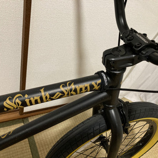BMX [2019 CURB] ほぼ新品