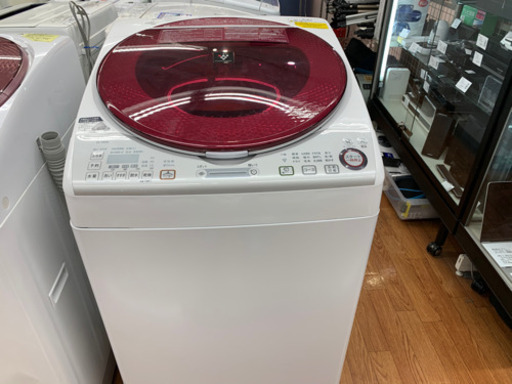 ピンクと白で可愛いらしい感じの1点！8kgの洗濯機です♪