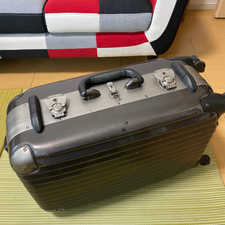 スーツケース　旅行　鍵付き　ダークグレー