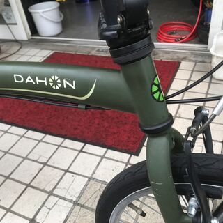 ダホン SUV D6　とても綺麗な中古です