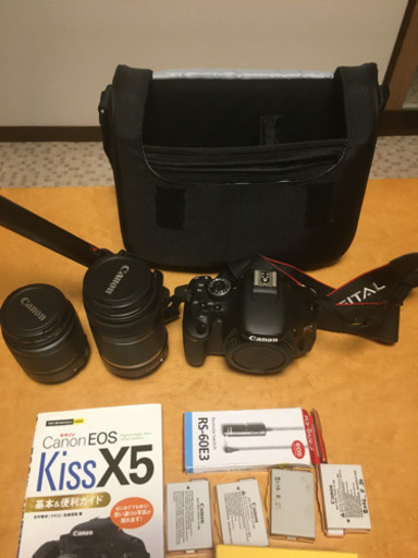 Canon EOS Kiss x5 ダブルレンズ EF-S 55-250mm 4-5.6 is Ⅱ 望遠 18-55mm 3.5-5.6 is Ⅱ 標準  三脚付き