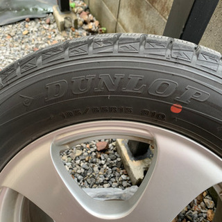 【中古】ダンロップ スタッドレスタイヤ ホイール付4本