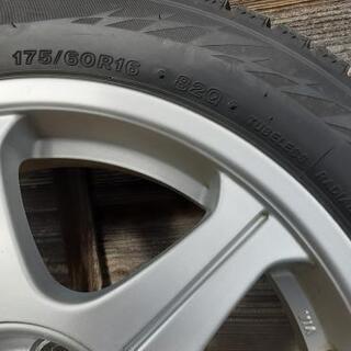 ブリヂストン175/60R16 VRX2 ラクティス冬タイヤ