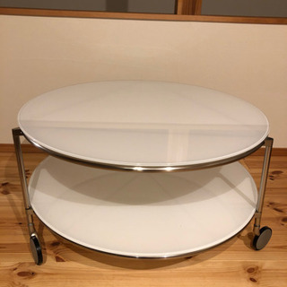 美品 テーブルikea ガラス ホワイトキャスター Naga 古賀のテーブル コーヒーテーブル の中古あげます 譲ります ジモティーで不用品の処分 美品 テーブルikea ガラス ホワイトキャスター Naga 古賀のテーブル コーヒーテーブル の中古あげます 譲ります ジモティーで不用品の処分