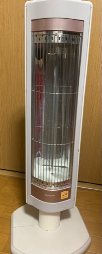 遠赤電気ストーブ