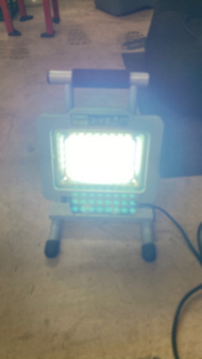 LED照明 コンパクトで明るい！