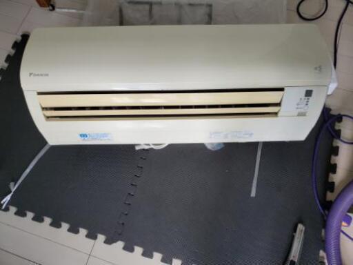 DAIKIN  F56NTEP-W　ダイキン　エアコン　22畳