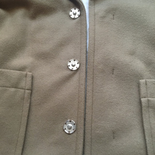 ★ほぼ新品★ユニヴァーサルティシュ  チェスターコート