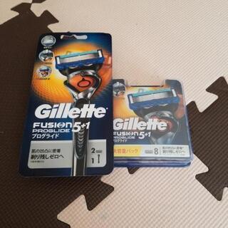 Gillette 本体と替刃セット