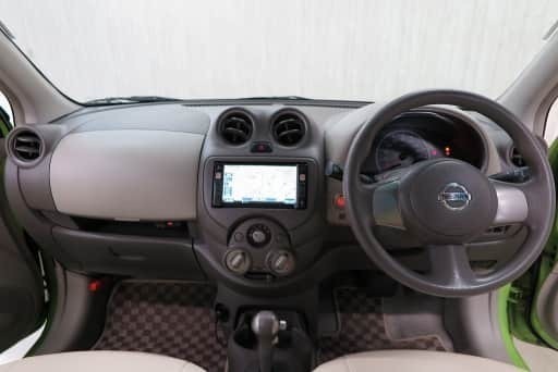 日産マーチ 珍しいグリーンカラー 小回り レトロで可愛いデザイン 運転しやすい スマートキー Etc アルミホイール付 金利０ の自社ロ オトロン春日部店 春日部のマーチの中古車 ジモティー