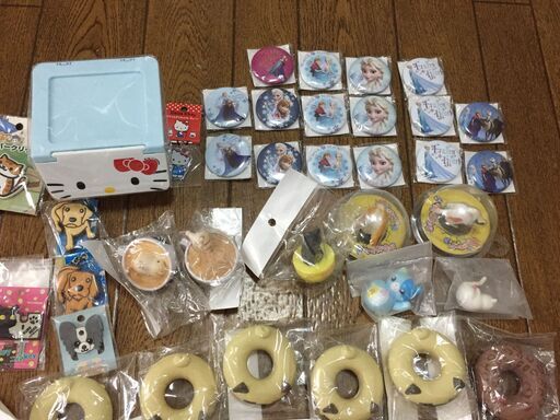①【全て新品・送料込】ディズニー、ピクサー、犬、猫グッズ88点まとめ売り ①【全て新品・送料込】ディズニー、ピクサー、犬、猫グッズ88点まとめ売り