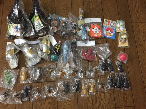 ②【全て新品・送料込】虫、仮面ライダー、フナッシー、妖怪ウォッチなど47点まとめ売り