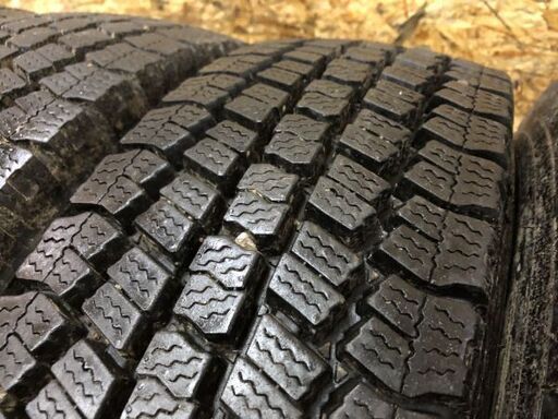 TOYO DELVEX M934 215/85R16 120/118L LT 16インチ トラックタイヤ
