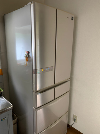 人気絶頂 ☆シャープ冷蔵庫465Ｌ☆個人出品で消費税不要 冷蔵庫