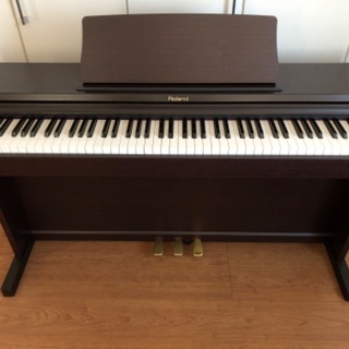 (お取引者決定)ローランド電子ピアノRP101-MH 08年製