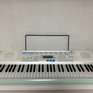 CASIO 光ナビゲーションキーボード 61鍵 標準ピアノ形状鍵...