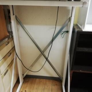 《中古》リンナイガス衣類乾燥機　乾太くん（LPガス）専用台付き35,000円