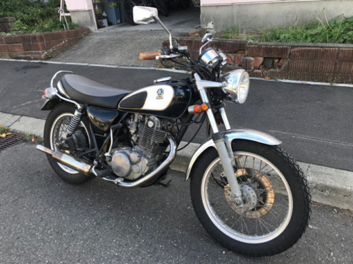 ヤマハSR400商談中