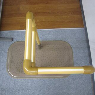 【中古】　立ち上がり補助手すり（たちあっぷ）