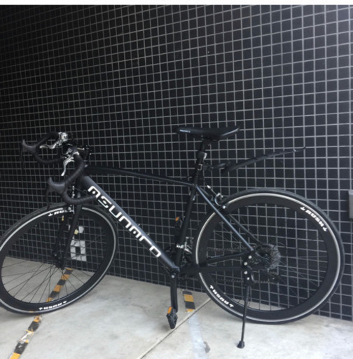 マッドブラック　ロードバイク引越しのためお譲りします。