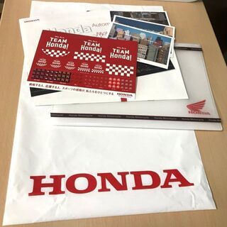 ②  オリジナルクリアファイル＋ポストカード＋ビニール袋　HONDA