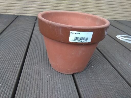 植木鉢6号です 値下げしました マコママ 北九州のその他の中古あげます 譲ります ジモティーで不用品の処分