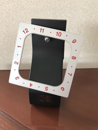 変わったデザインの置き時計 ラッキー3 江東の時計 置時計 の中古あげます 譲ります ジモティーで不用品の処分 変わったデザインの置き時計 ラッキー3 江東の時計 置時計 の中古あげます 譲ります ジモティーで不用品の処分