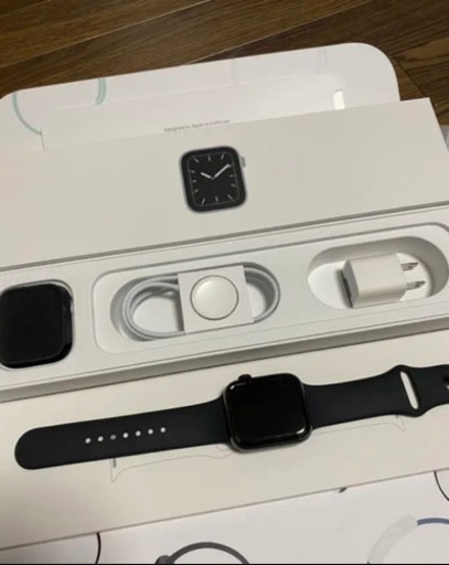 タイムセールApple Watch Series 5 44mm