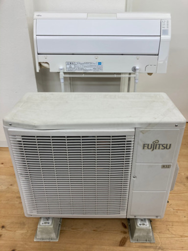 10-210 エアコン 富士通 AS-R22D-W FUJITSU 2014年製