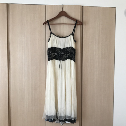 Zara 白 ワンピース 未使用 Handmade ゆみ 芦花公園のワンピースの中古 古着あげます 譲ります ジモティーで不用品の処分