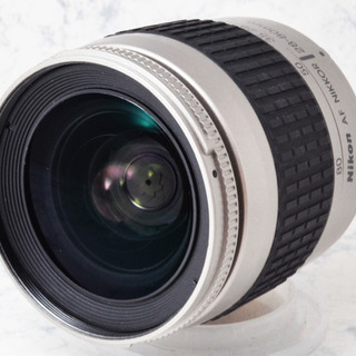 ビギナー向け○Wi-Fi転送○純正電池4個○届いてすぐ使える