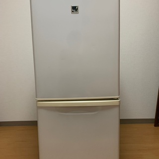 Panasonic 冷蔵庫　NR-B143E7-KB型