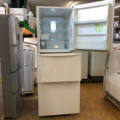 美品【 TOSHIBA 】東芝 340L 3ドア冷凍冷蔵庫 置けちゃうスリム 自動製氷機付き まんなか野菜室 GR-34ZY