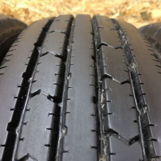 BS V-STEEL RIB R202 215/85R16 120/118L LT 16インチ トラックタイヤ 