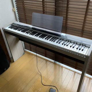 CASIO  電子ピアノ（Privia  PX-100）