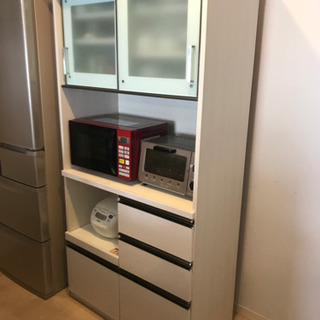 マナベインテリアハーツ　食器棚