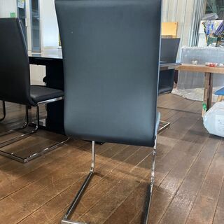 新品の食卓セット！14万ヲ49800円です。全集中！水の呼吸価格です！椅子6脚付き！